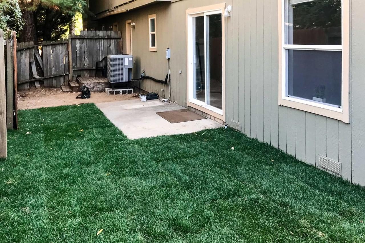 Villa Mount Shasta Escape With Balcony About Walk To Dtwn Exterior foto