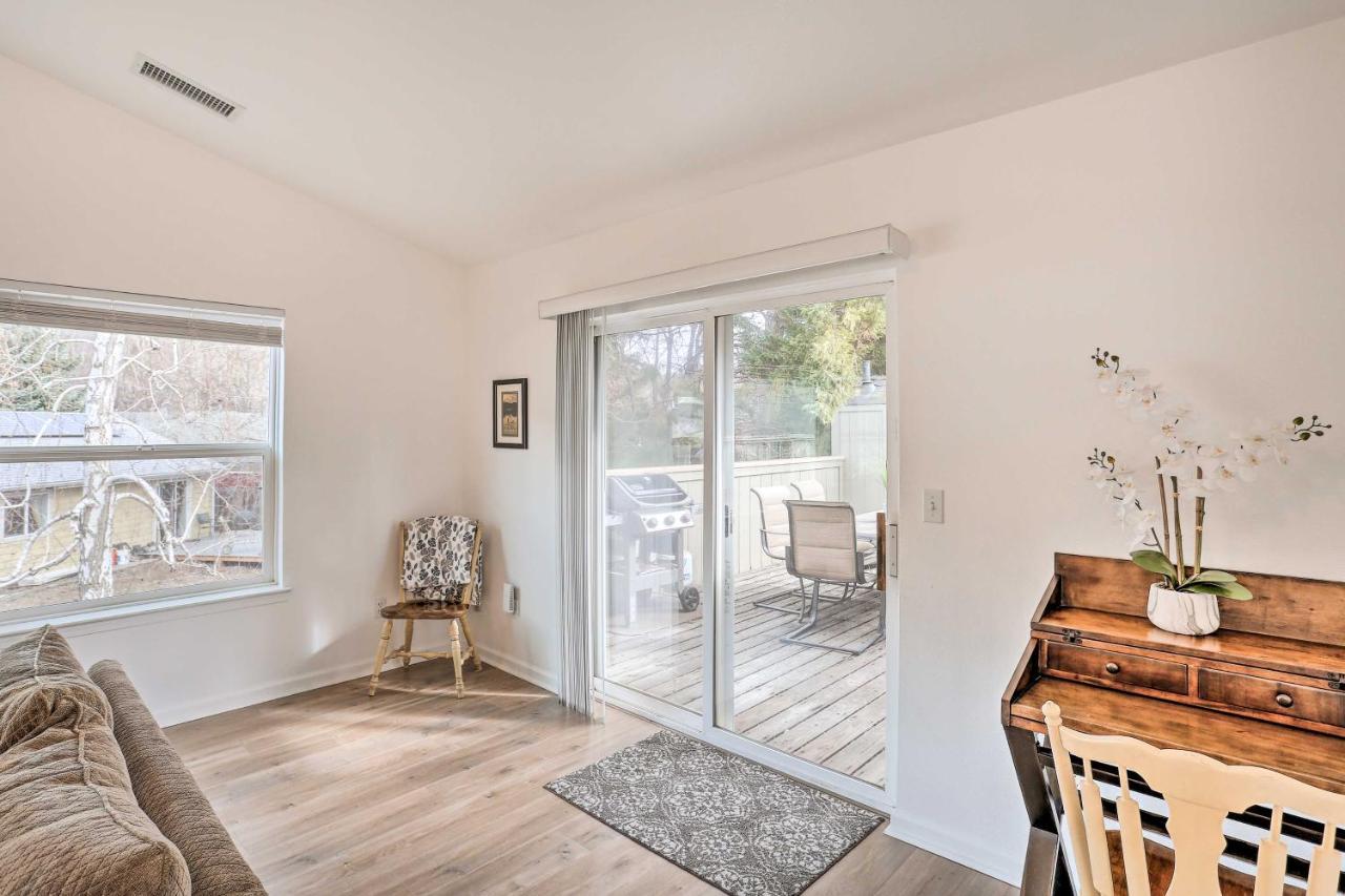 Villa Mount Shasta Escape With Balcony About Walk To Dtwn Exterior foto